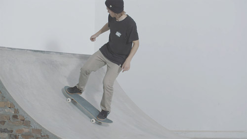 Skateboard Trick Fakie Disaster Feet Position