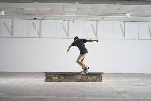 Skateboard Trick FS Noseslide