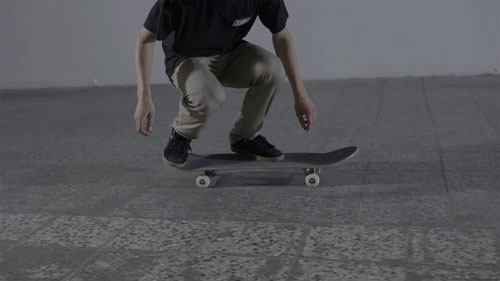 Skateboard Trick Pop Shove-It Feet Position
