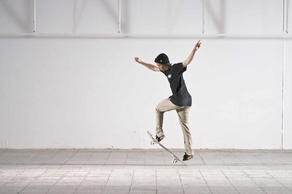 Skateboard Trick FS 180 Ollie